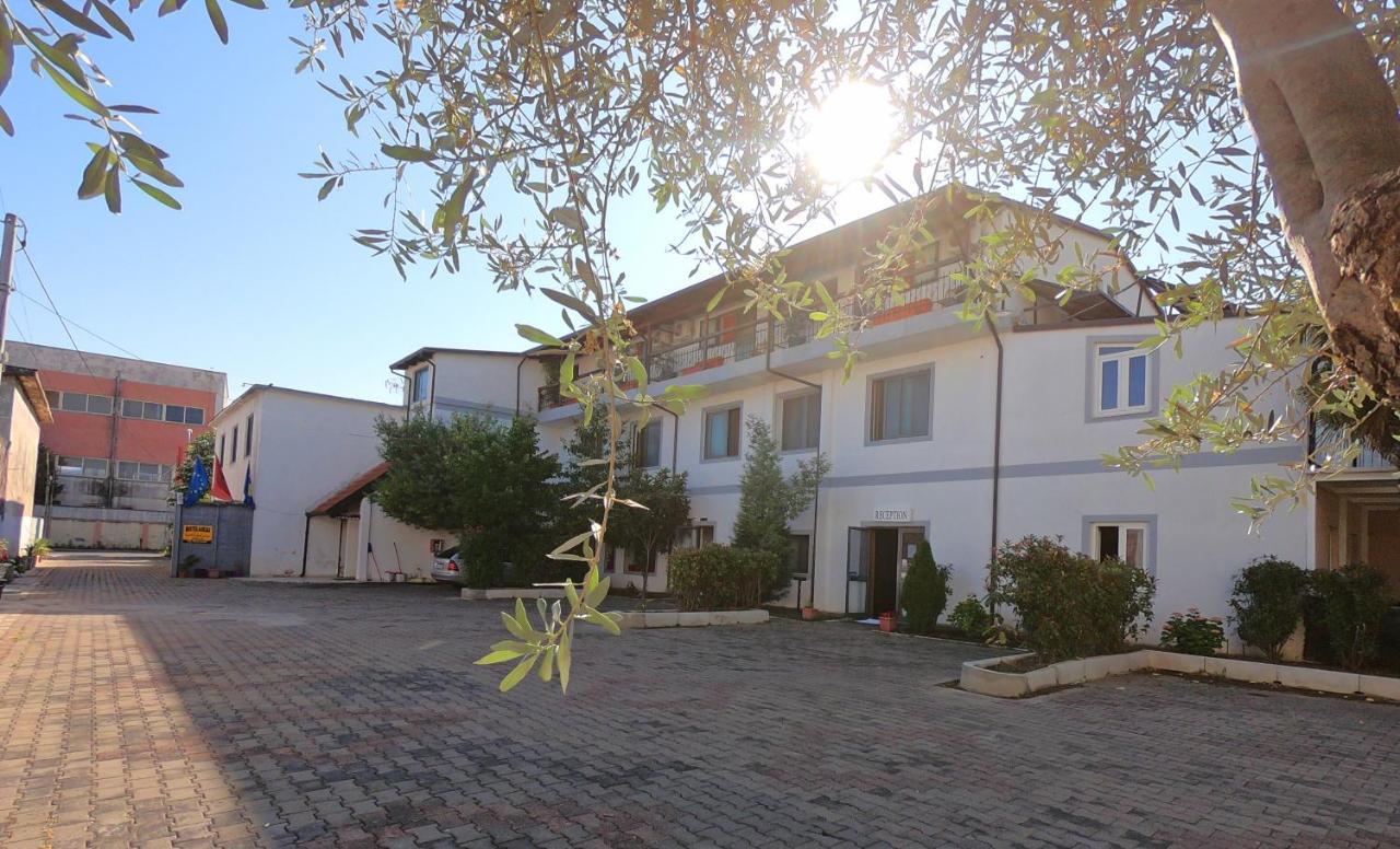 Hotel Bicaj Shkodër Exterior foto